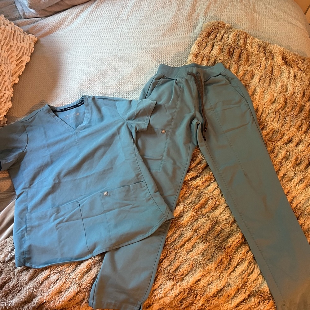 Fabletics Scrubs:Method Top (S) and Ion Pant (XS regular) in Wave Light Blue